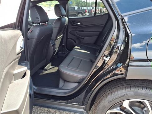 New 2025 Chevrolet Trax RS w/ Driver Confidence Package image 17