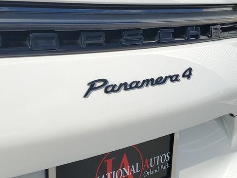 Used 2023 Porsche Panamera image 8
