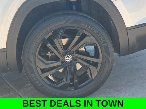 Used 2023 Volkswagen Atlas SE FWD image 38