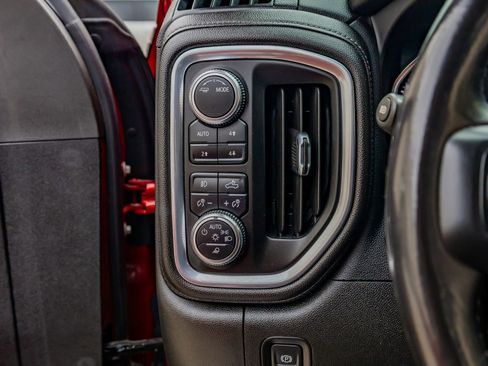 Used 2022 GMC Sierra 3500 Denali image 22