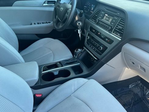 Used 2017 Hyundai Sonata SE image 15