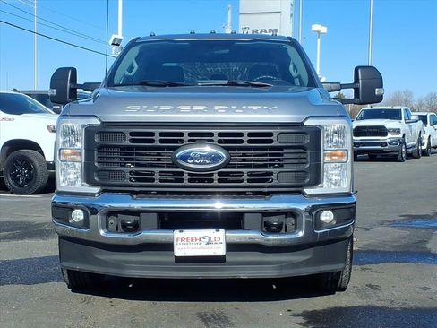Used 2023 Ford F350 XL image 2