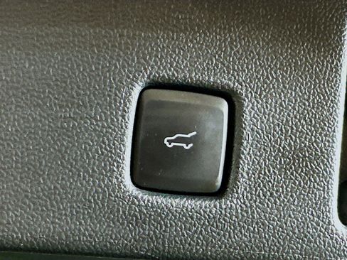Used 2023 Ford Escape ST-Line w/ Tech Pack #1 AWD/4WD image 29