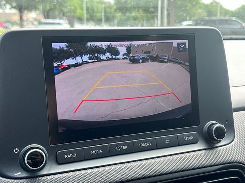 Used 2023 Hyundai Kona SEL FWD image 32