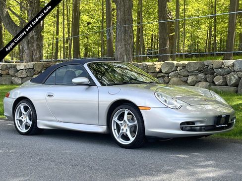 Used 2002 Porsche 911 Carrera RWD image 2