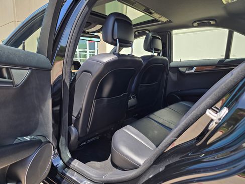 Used 2013 Mercedes-Benz C 300 4MATIC Sedan image 38