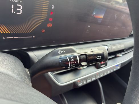 Used 2025 Kia K4 FWD image 20