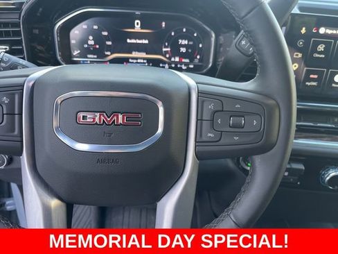 Used 2025 GMC Sierra 3500 SLE w/ Preferred Package AWD/4WD image 18