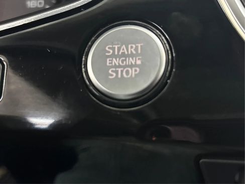 Used 2017 Audi Q7 3.0T Premium Plus w/ Premium Plus Package image 40