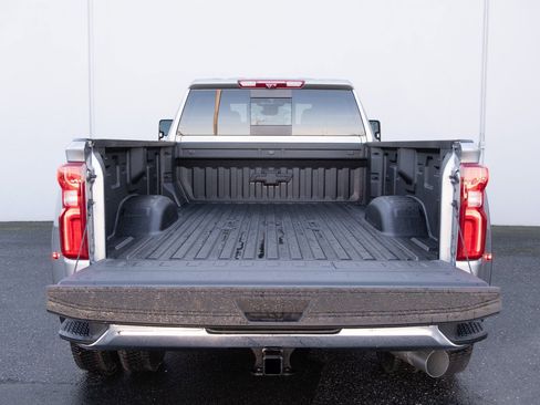 New 2026 Chevrolet Silverado 3500 LTZ w/ LTZ Convenience Package image 28