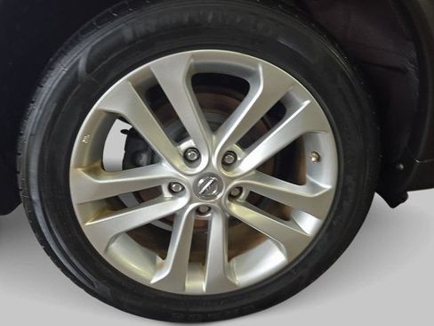 Used 2015 Nissan Juke SV w/ Technology Package AWD/4WD image 37