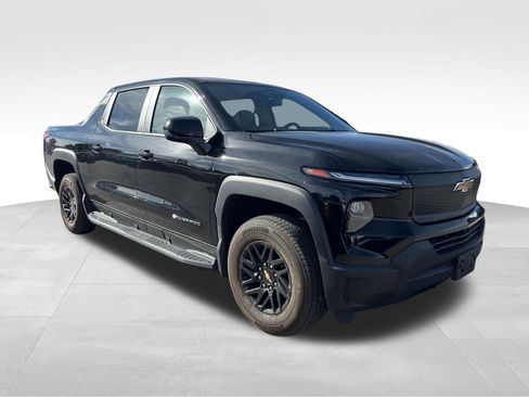 Used 2024 Chevrolet Silverado EV W/T image 3