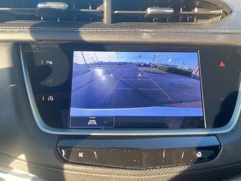 Used 2023 Cadillac XT5 Premium Luxury image 23