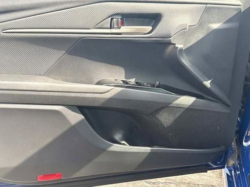 Used 2025 Toyota Camry SE w/ Convenience Package image 70