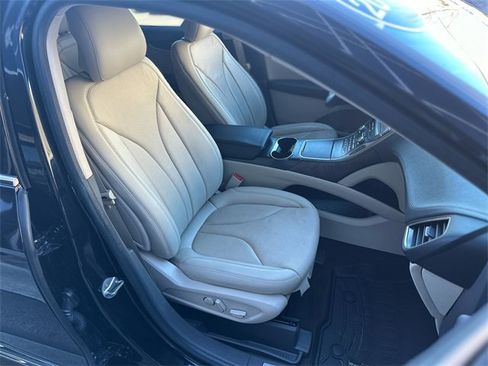 Used 2019 Lincoln Nautilus Reserve w/ Ultimate Package image 28