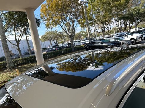 Used 2025 Audi Q7 3.0T Premium Plus image 15