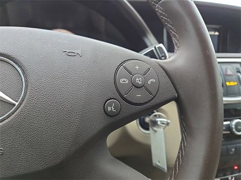 Used 2013 Mercedes-Benz E 350 Sedan image 17