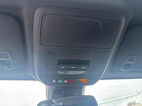 New 2026 Chevrolet Equinox LT w/ Convenience Package II image 24