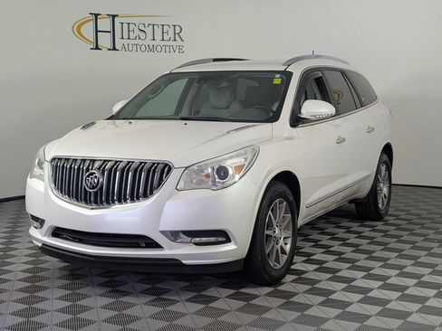 Used 2017 Buick Enclave Leather FWD image 4