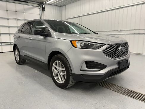 Used 2024 Ford Edge SEL AWD/4WD image 18