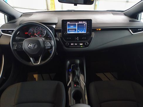 Used 2022 Toyota Corolla SE image 8