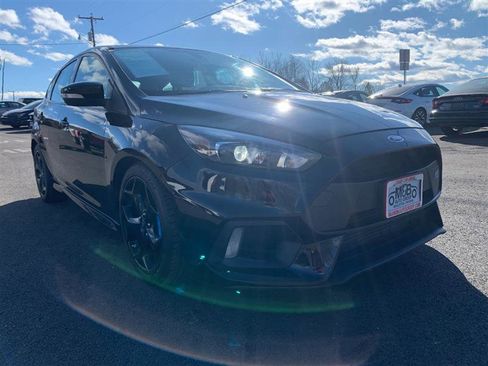 Used 2016 Ford Focus RS image 3