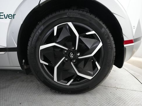 Used 2024 Hyundai Ioniq 5 Limited RWD image 9