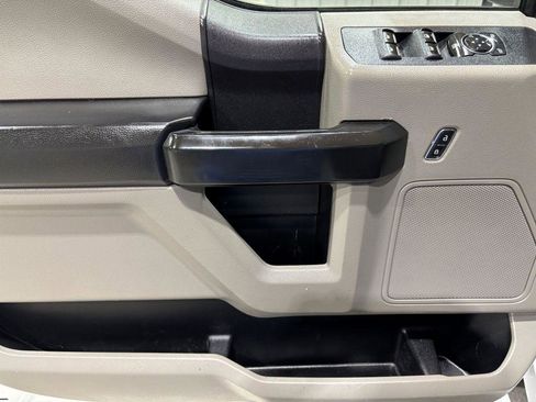 Used 2019 Ford F250 XL w/ Power Equipment Group image 16