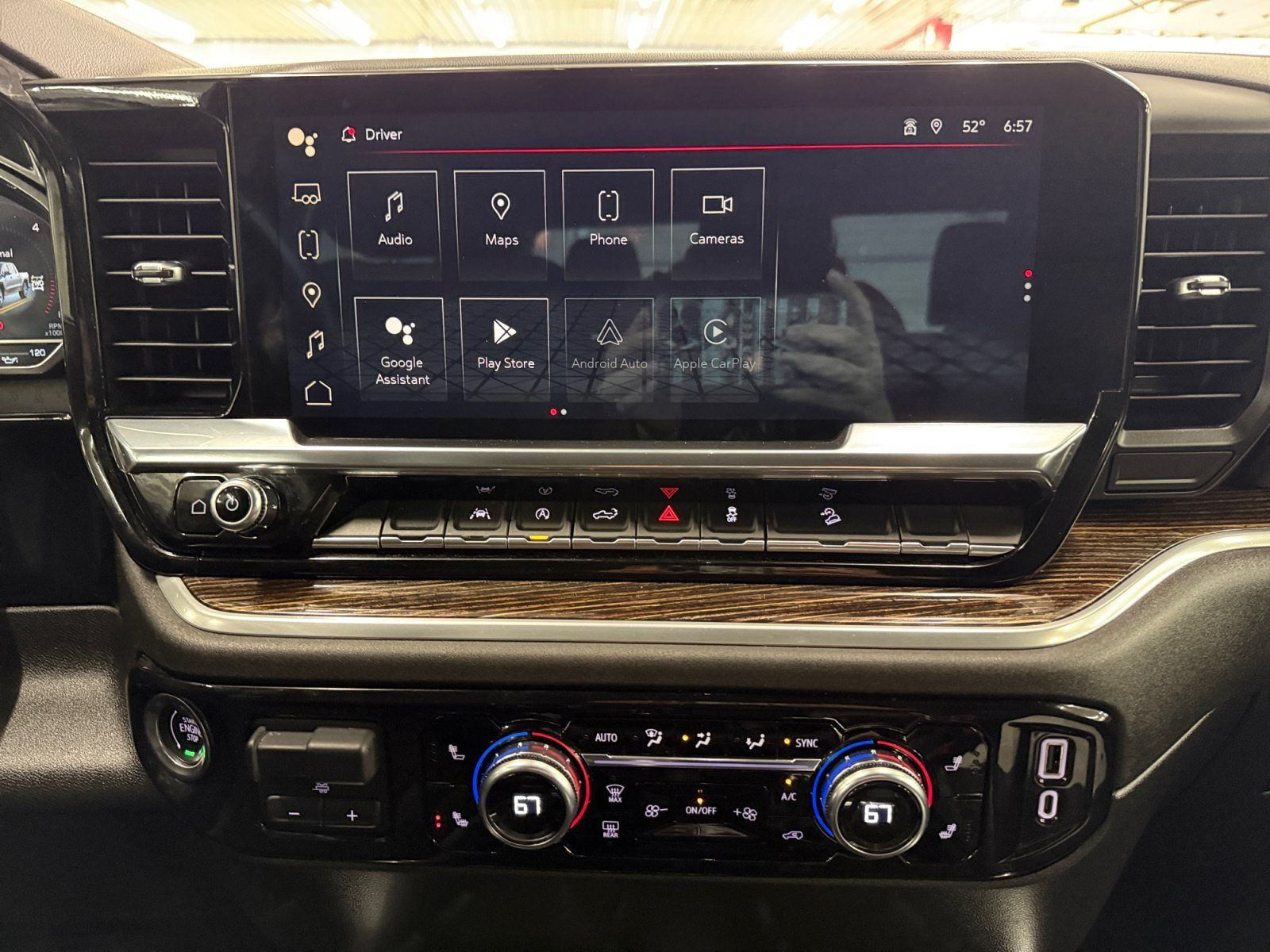 Used 2022 GMC Sierra 1500 Elevation AWD/4WD image 20