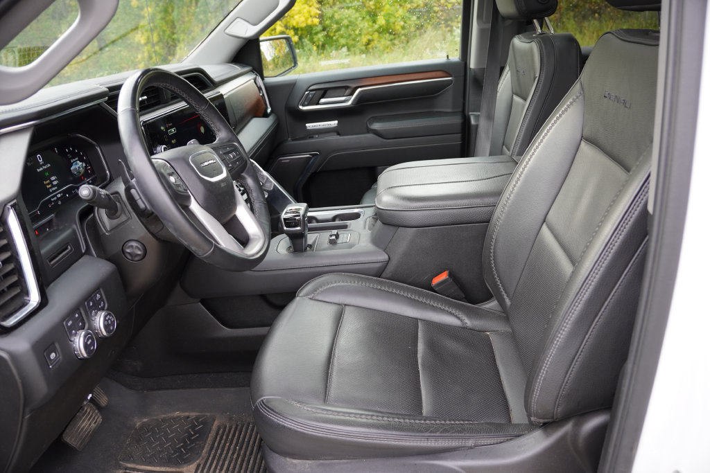 Used 2024 GMC Sierra 1500 Denali AWD/4WD image 5