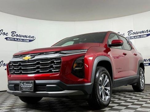 New 2026 Chevrolet Equinox LT w/ Convenience Package II image 3