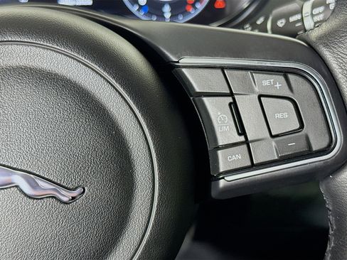 Used 2020 Jaguar E-PACE SE AWD/4WD image 14