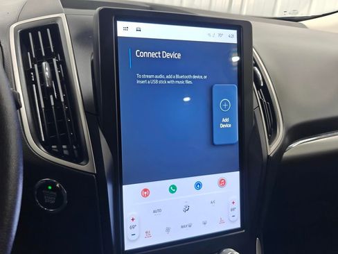 Used 2022 Ford Edge SEL w/ Convenience Package image 39