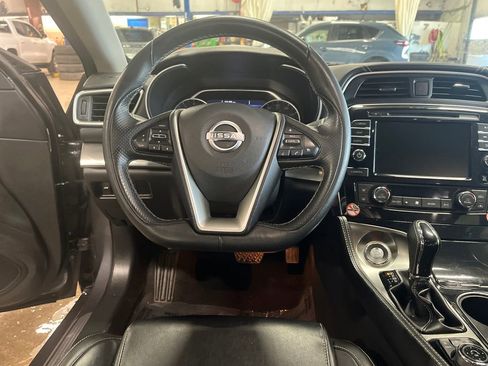 Used 2023 Nissan Maxima SV w/ Floor Mat Group image 14