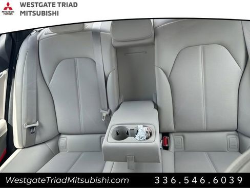 Used 2025 Genesis G70 2.5T AWD/4WD image 10