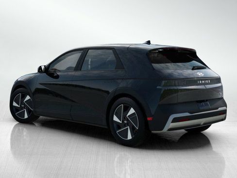 New 2026 Hyundai Ioniq 5 SEL image 6