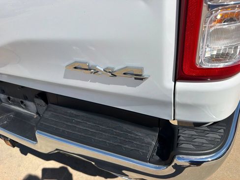Used 2022 RAM 1500 Big Horn AWD/4WD image 11