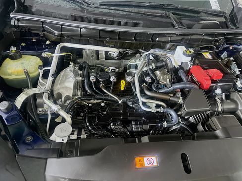 Used 2024 Mitsubishi Outlander SE image 32