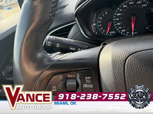 Used 2019 Chevrolet Trax LT w/ LT Convenience Package image 29