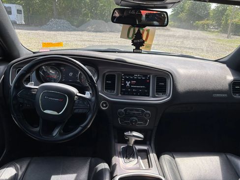 Used 2019 Dodge Charger GT RWD image 17