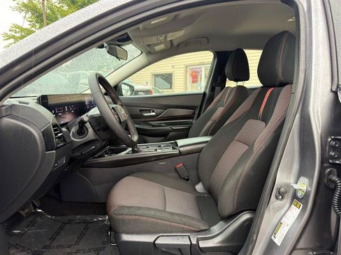 Used 2026 Nissan Sentra SR w/ Floor Mat Package FWD image 20
