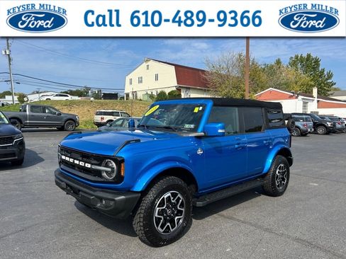 Used 2023 Ford Bronco Outer Banks image 1