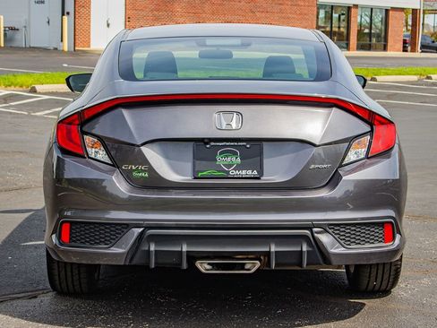 Used 2019 Honda Civic Sport image 8