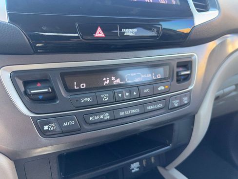 Used 2016 Honda Pilot EX image 34