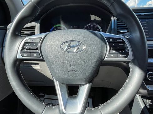 Used 2018 Hyundai Sonata SE image 19