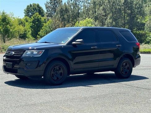 Used 2017 Ford Explorer 4WD Police Interceptor image 2