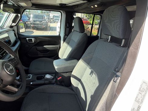 Used 2025 Jeep Wrangler Unlimited Sport S 4xe AWD/4WD image 17