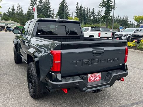 Certified 2024 Toyota Tacoma TRD Pro AWD/4WD image 9
