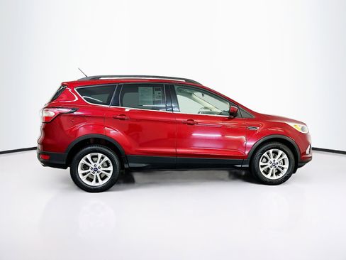 Used 2018 Ford Escape SE image 10