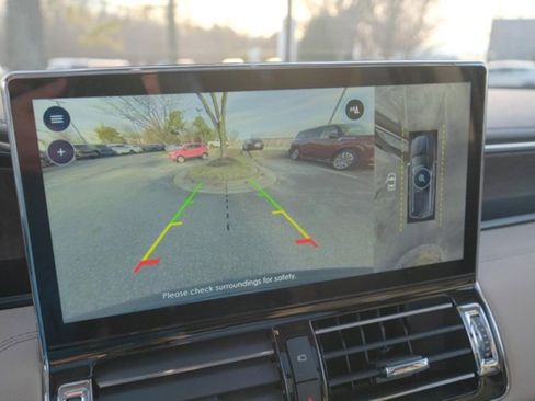 Used 2024 Lincoln Navigator Reserve image 25